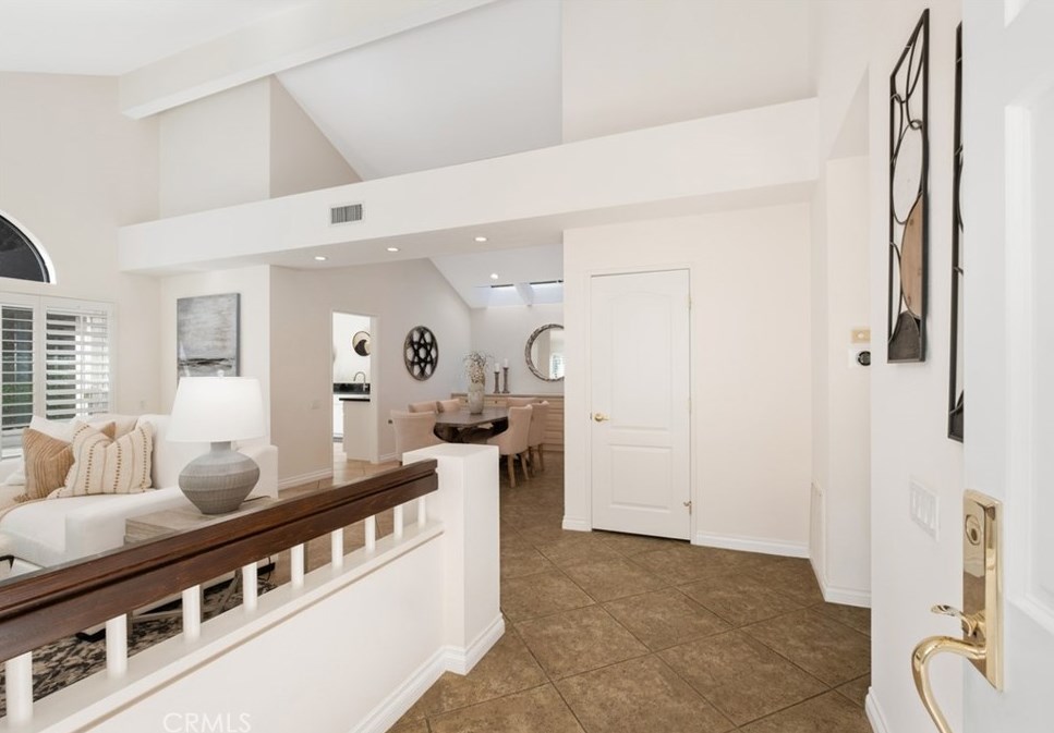 2 Malaquita, Trabuco Canyon CA  92679-4147 exterior