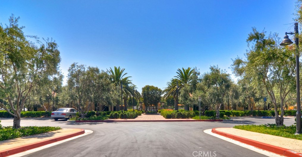 62 Livia, Irvine CA  92618-0102 exterior