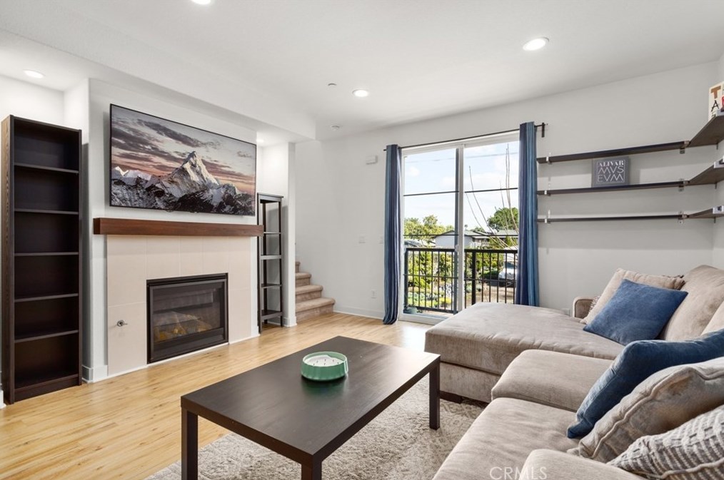 1226 Macduff St, Anaheim CA  92804 exterior