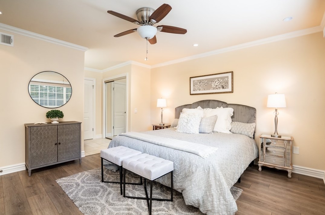 6532 Kilda Cir, Huntington Beach CA  92647-5625 exterior