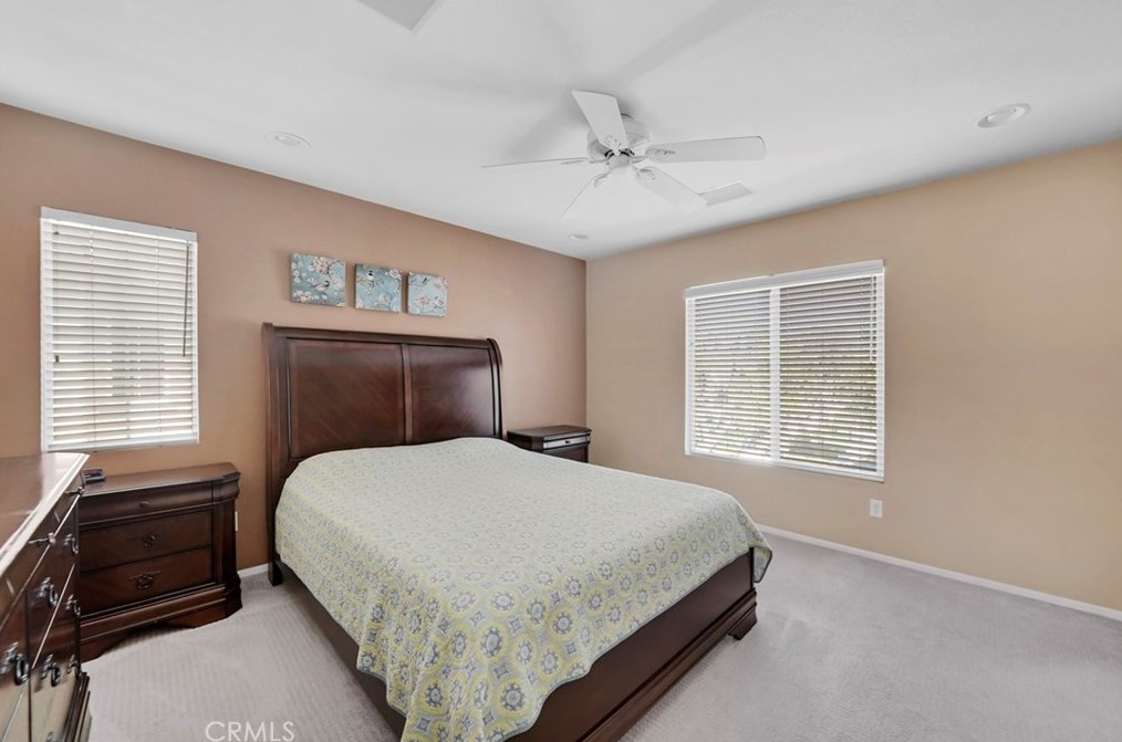 28 Moonstone, Irvine CA  92602-1610 exterior