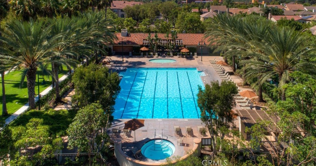 28 Moonstone, Irvine CA  92602-1610 exterior