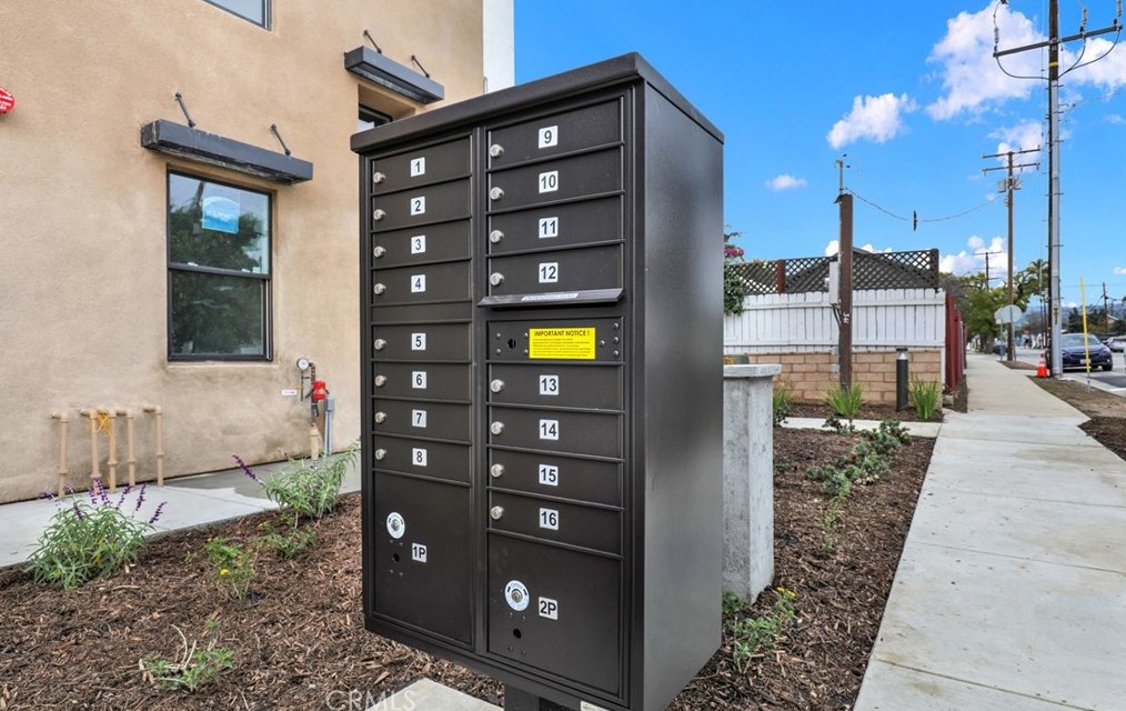 361 Cypress St, La Habra CA 90631-6865 exterior