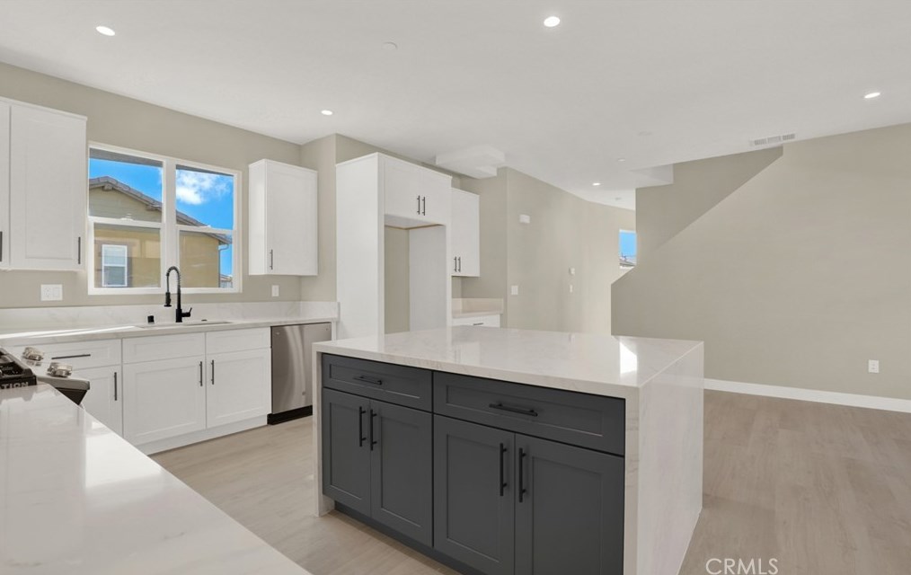 361 Cypress St, La Habra CA 90631-6865 exterior