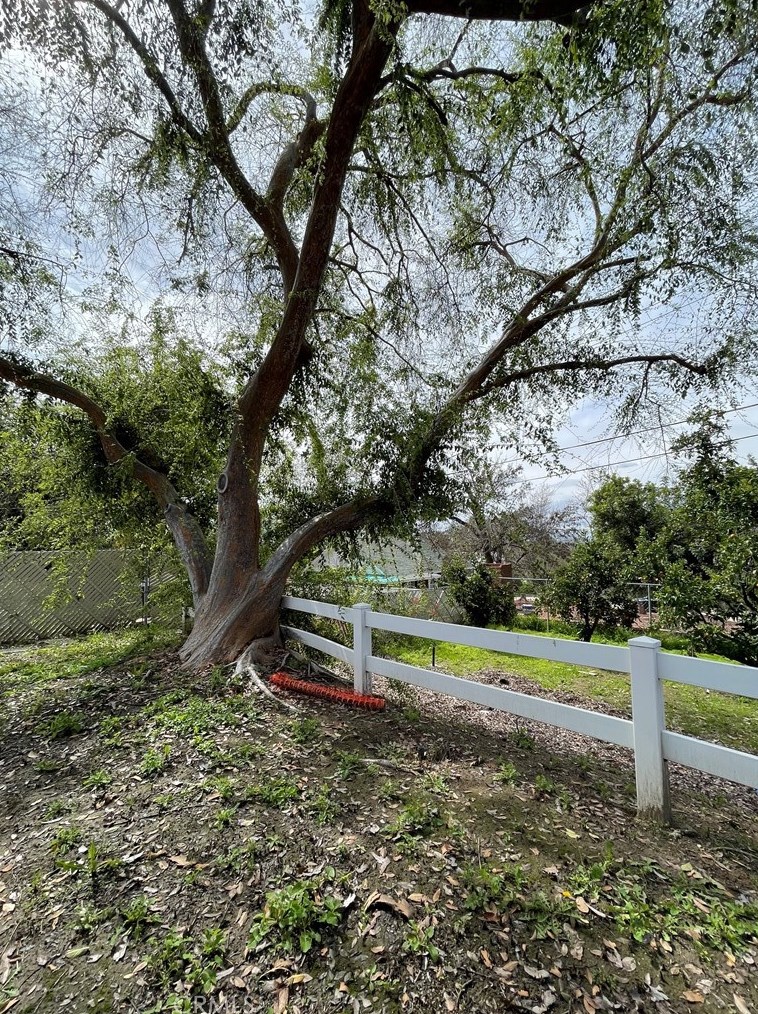 2953 Floral Ave, Riverside CA  92507-3213 exterior