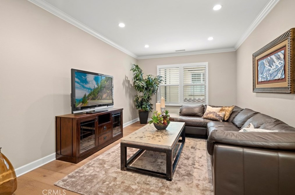 59 Hazelton, Irvine CA  92620-2189 exterior