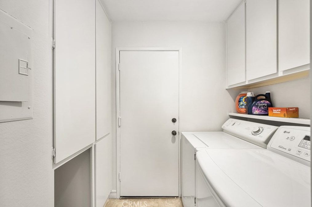 16 Montanas Sud, Irvine CA  exterior