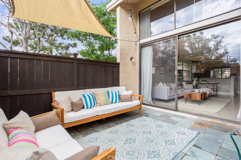 10 Lakepines, Irvine CA  92620-1913 exterior