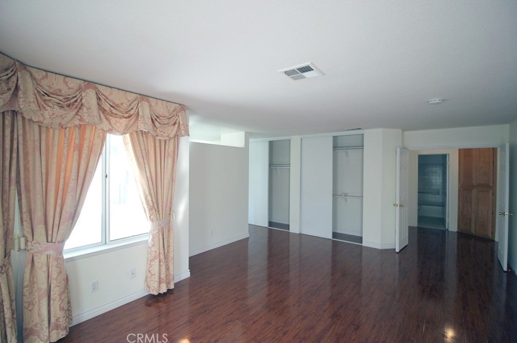 6831 Ironwood Dr, Riverside CA  92506-6517 exterior