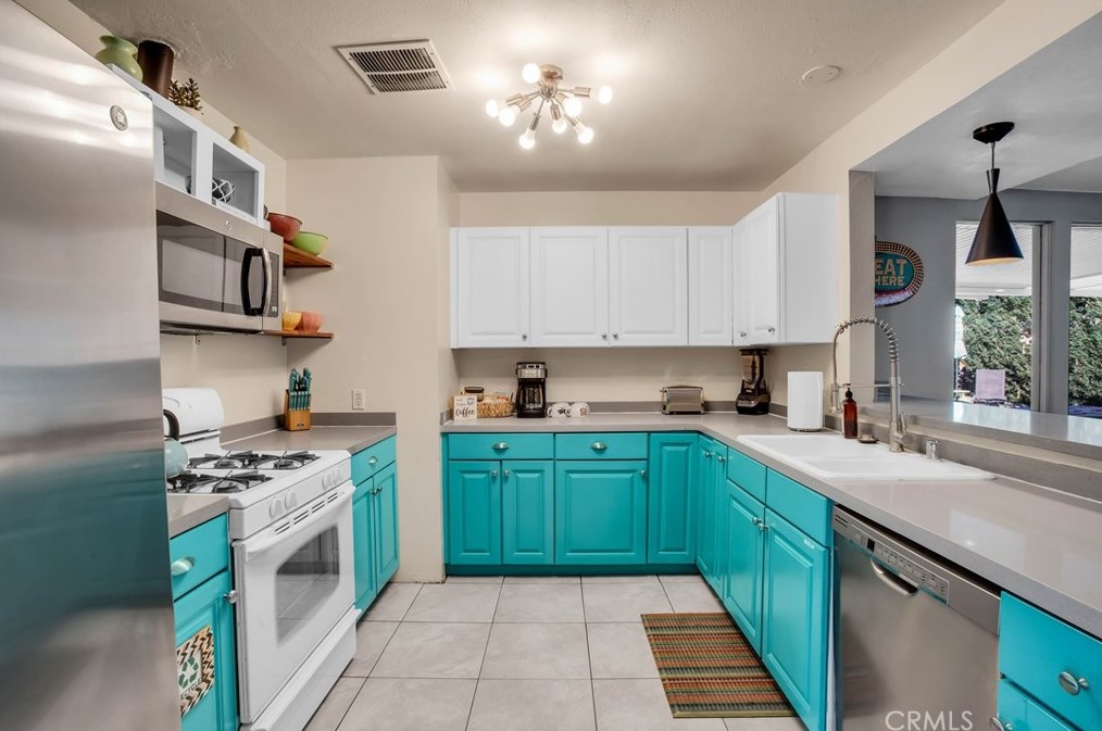 81452 Helen Ave, Indio CA  92201-2889 exterior