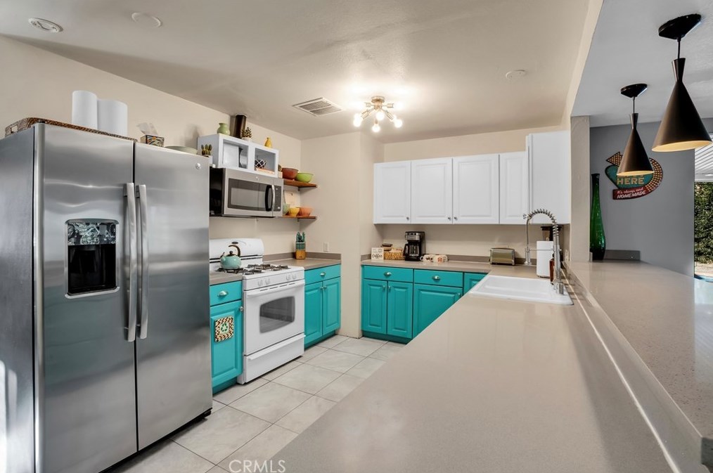 81452 Helen Ave, Indio CA  92201-2889 exterior