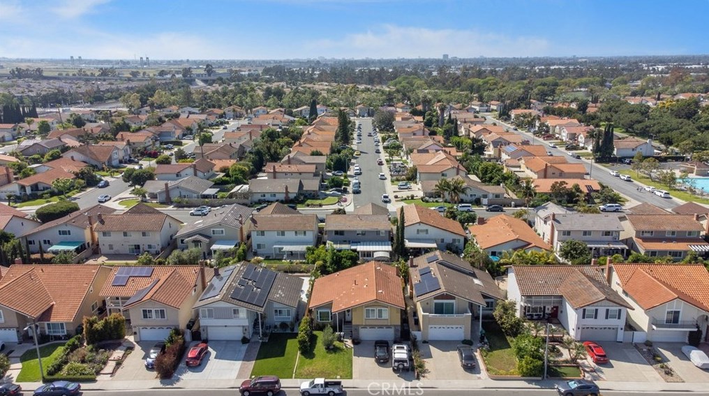 14872 Elm Ave, Irvine CA  92606-2610 exterior