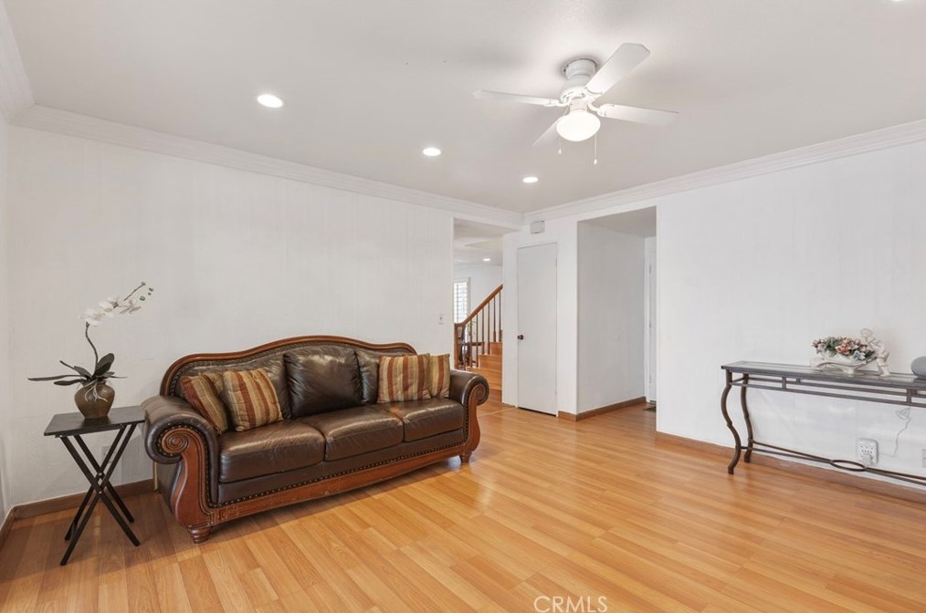 14872 Elm Ave, Irvine CA  92606-2610 exterior