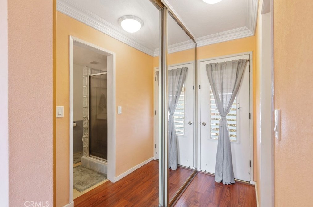 14872 Elm Ave, Irvine CA  92606-2610 exterior