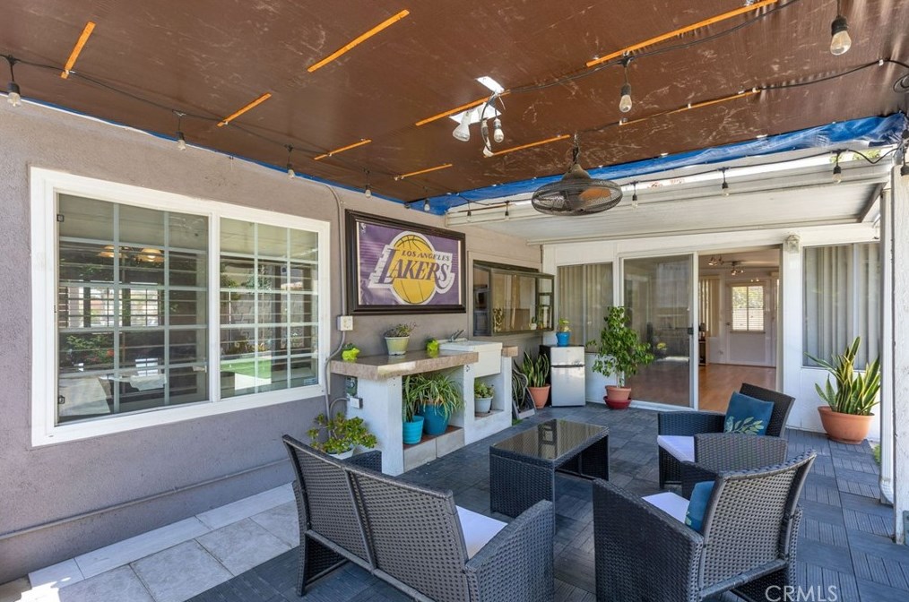 14872 Elm Ave, Irvine CA  92606-2610 exterior