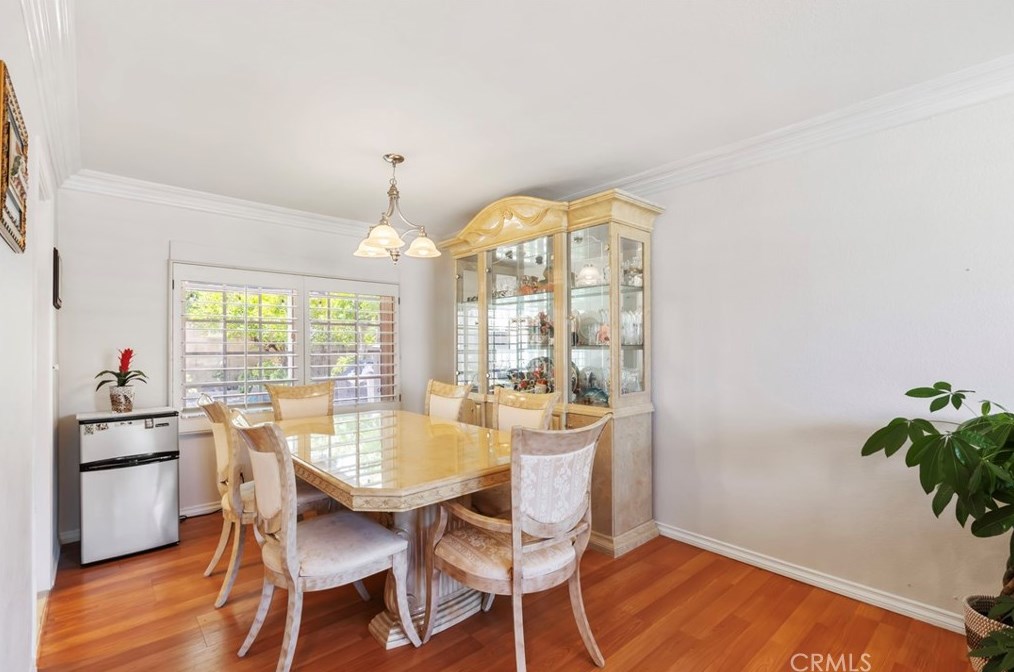 14872 Elm Ave, Irvine CA  92606-2610 exterior