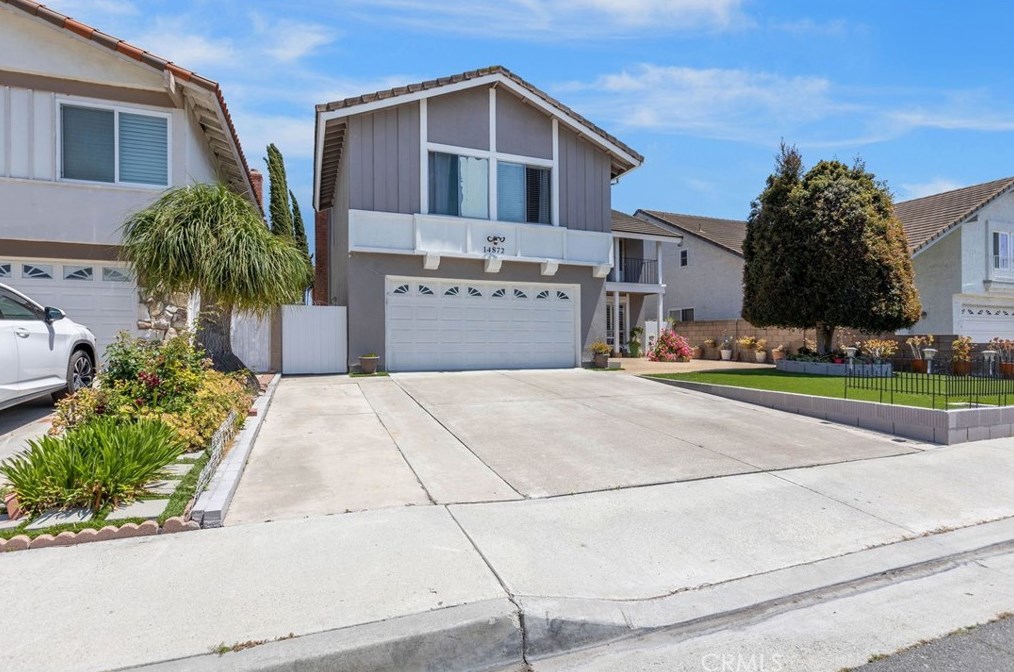 14872 Elm Ave, Irvine CA  92606-2610 exterior