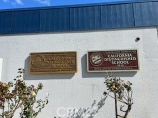 14872 Elm Ave, Irvine CA  92606-2610 exterior