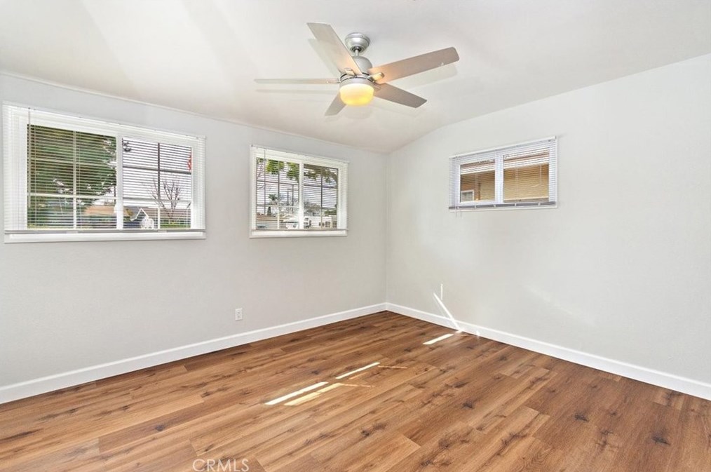 1413 Beacon Ave, Anaheim CA  92802-1717 exterior