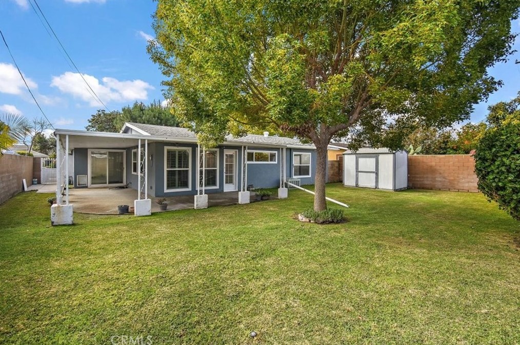 1413 Beacon Ave, Anaheim CA  92802-1717 exterior