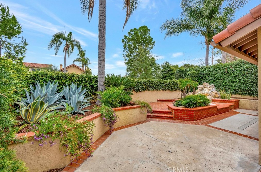 31 Terracima, Irvine CA  92620-2500 exterior
