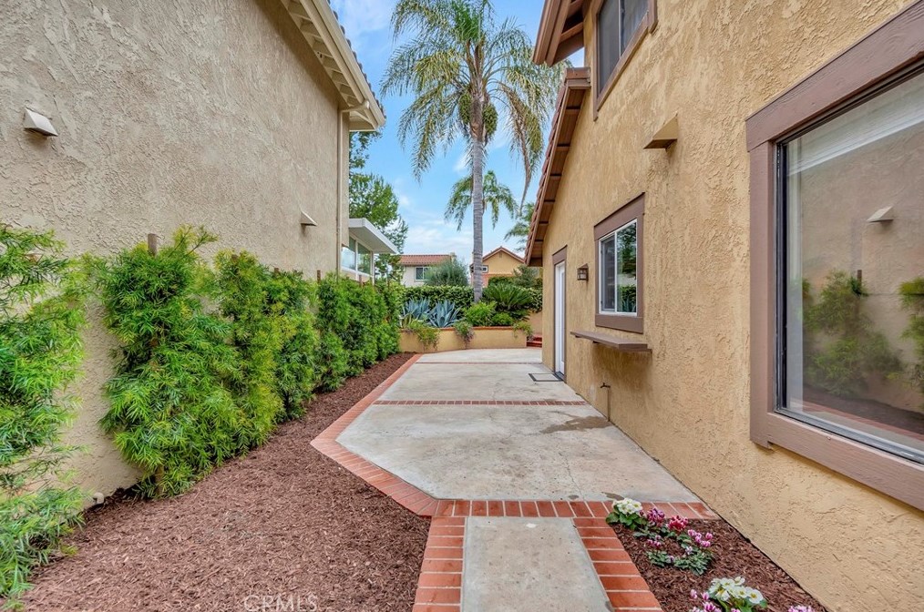 31 Terracima, Irvine CA  92620-2500 exterior