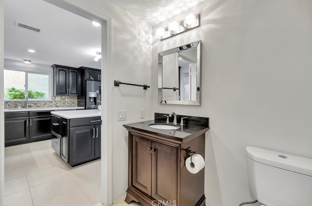 31 Terracima, Irvine CA  92620-2500 exterior