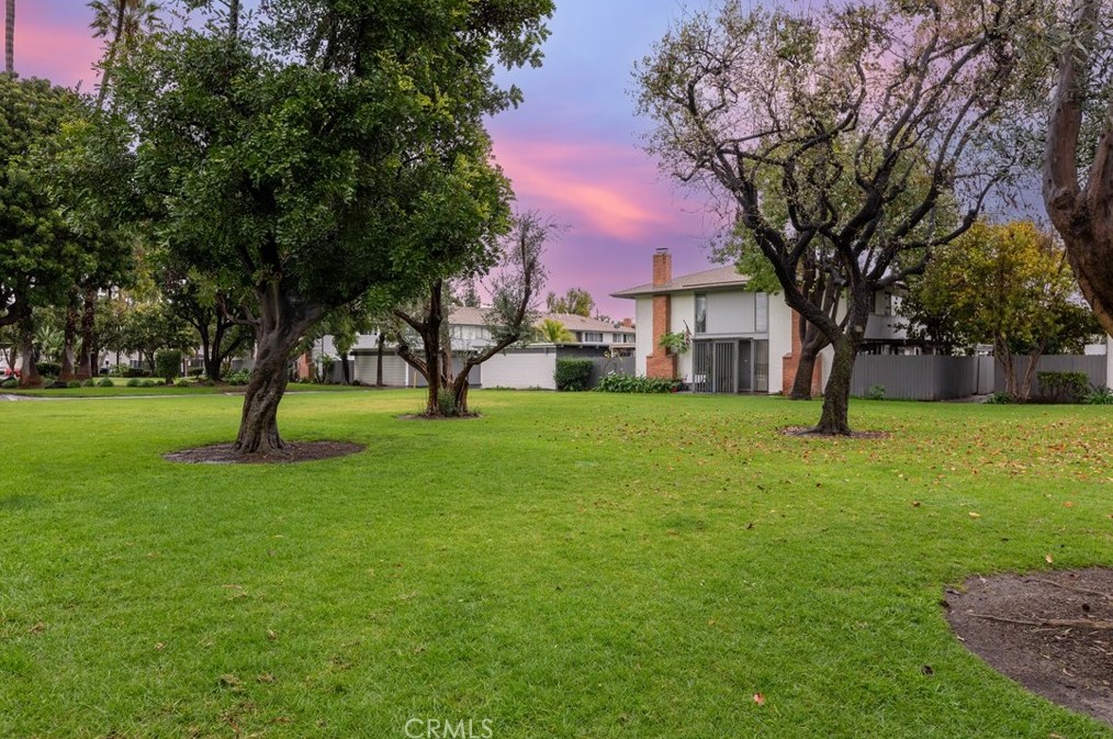 16576 Montego Way, Tustin CA  92780-4127 exterior