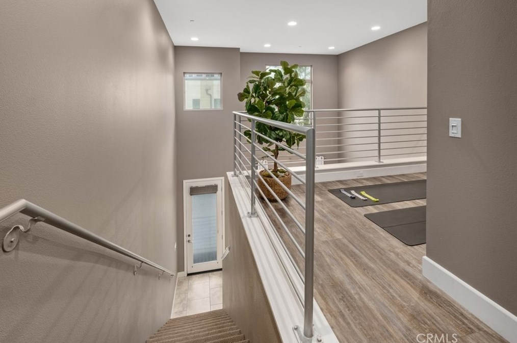 45 Soho, Irvine CA  92612-1083 exterior