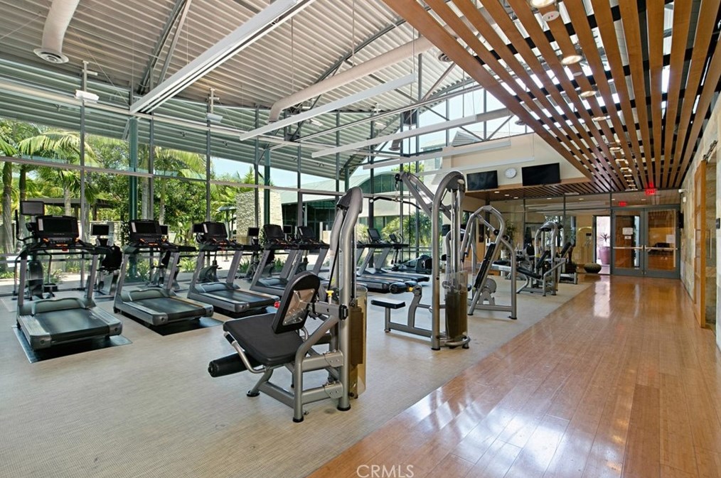 45 Soho, Irvine CA  92612-1083 exterior