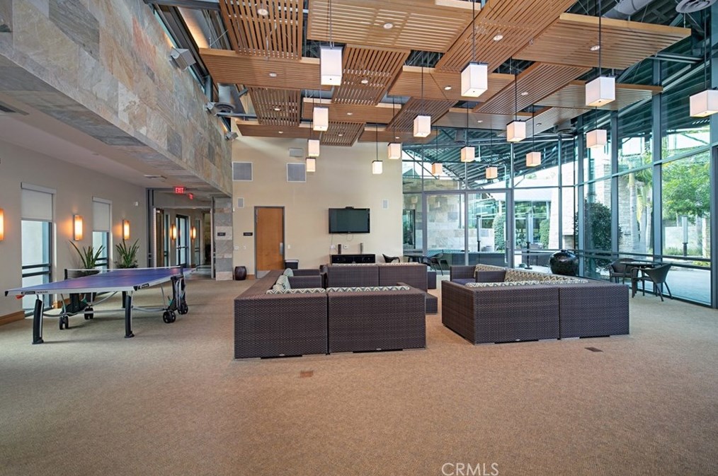 45 Soho, Irvine CA  92612-1083 exterior