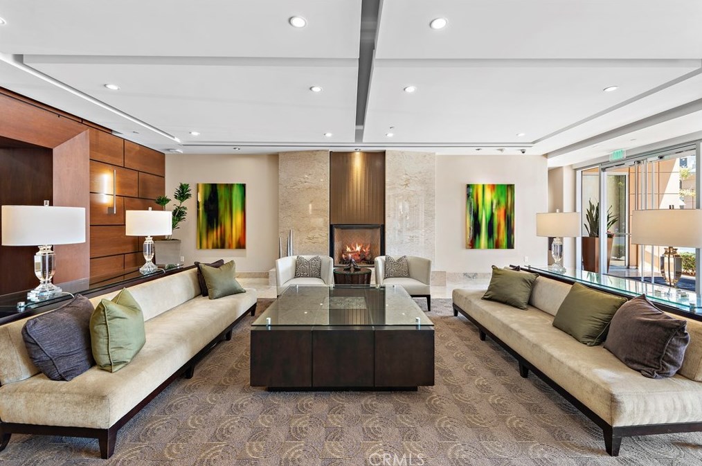 5082 Scholarship, Irvine CA  92612-5695 exterior