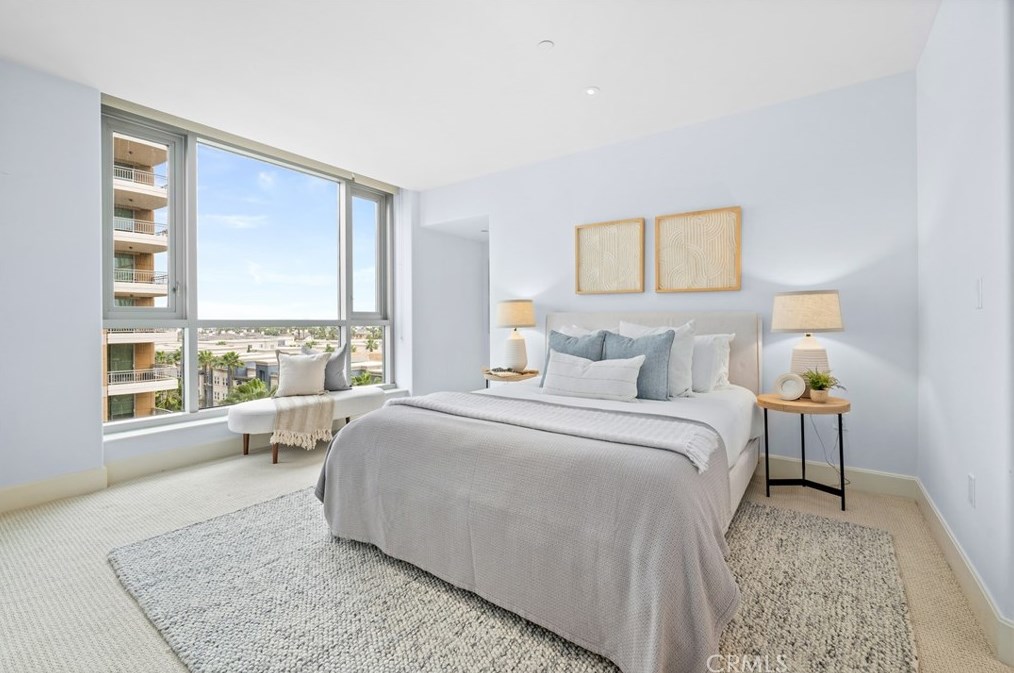 5082 Scholarship, Irvine CA  92612-5695 exterior