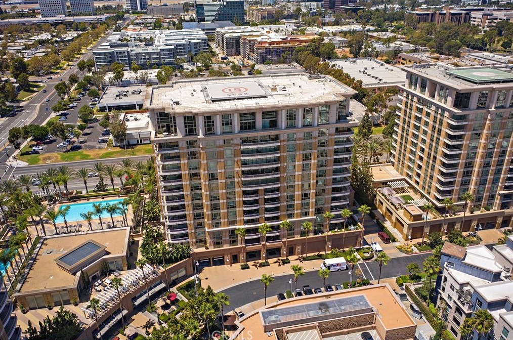 5082 Scholarship, Irvine CA  92612-5695 exterior