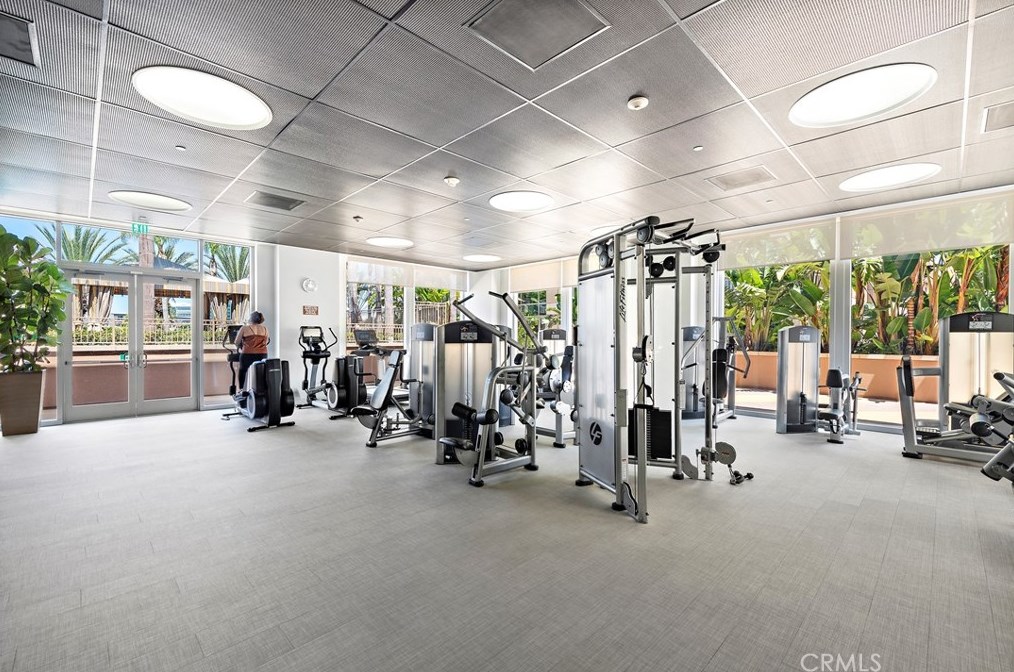 5082 Scholarship, Irvine CA  92612-5695 exterior