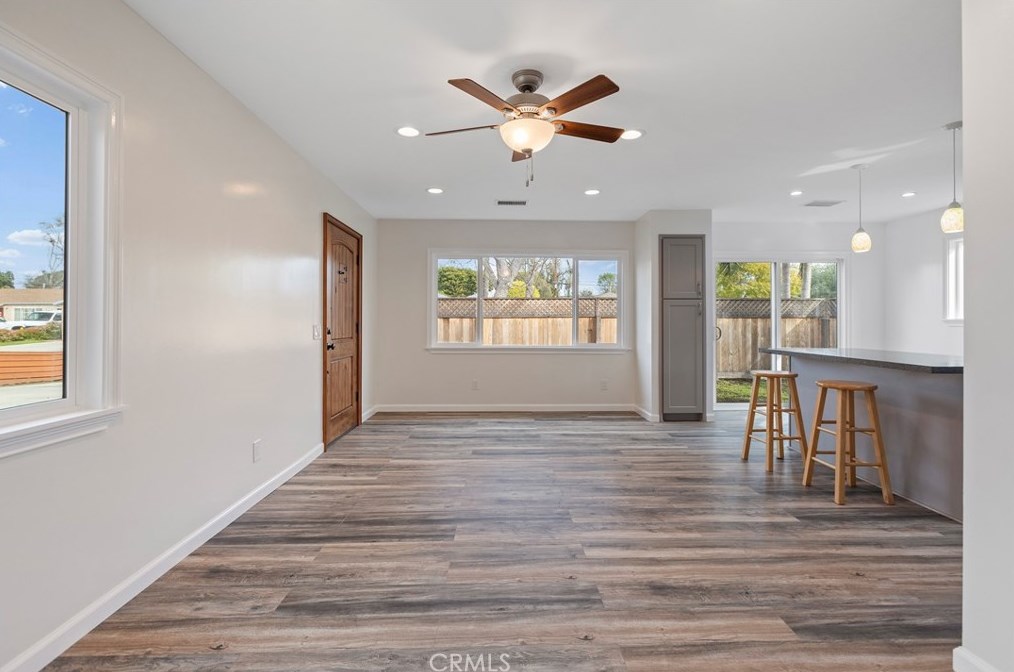2063 President Pl, Costa Mesa CA  92627-4013 exterior