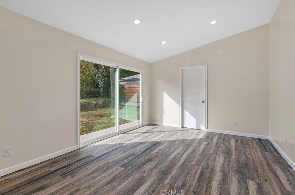 2063 President Pl, Costa Mesa CA  92627-4013 exterior