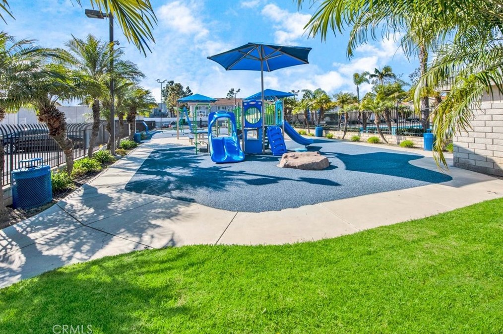 19924 Keswick Ln, Huntington Beach, CA 92646