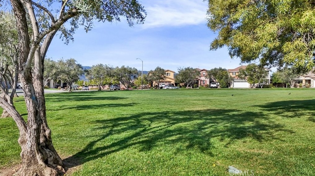 29501 Mascot, Lake Elsinore CA  92530-4330 exterior