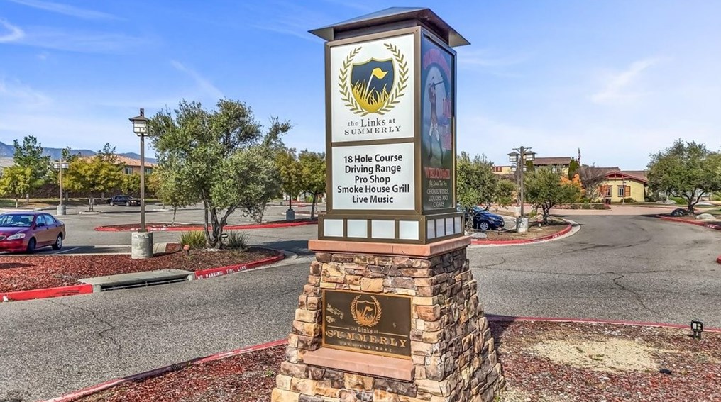 29501 Mascot, Lake Elsinore CA  92530-4330 exterior