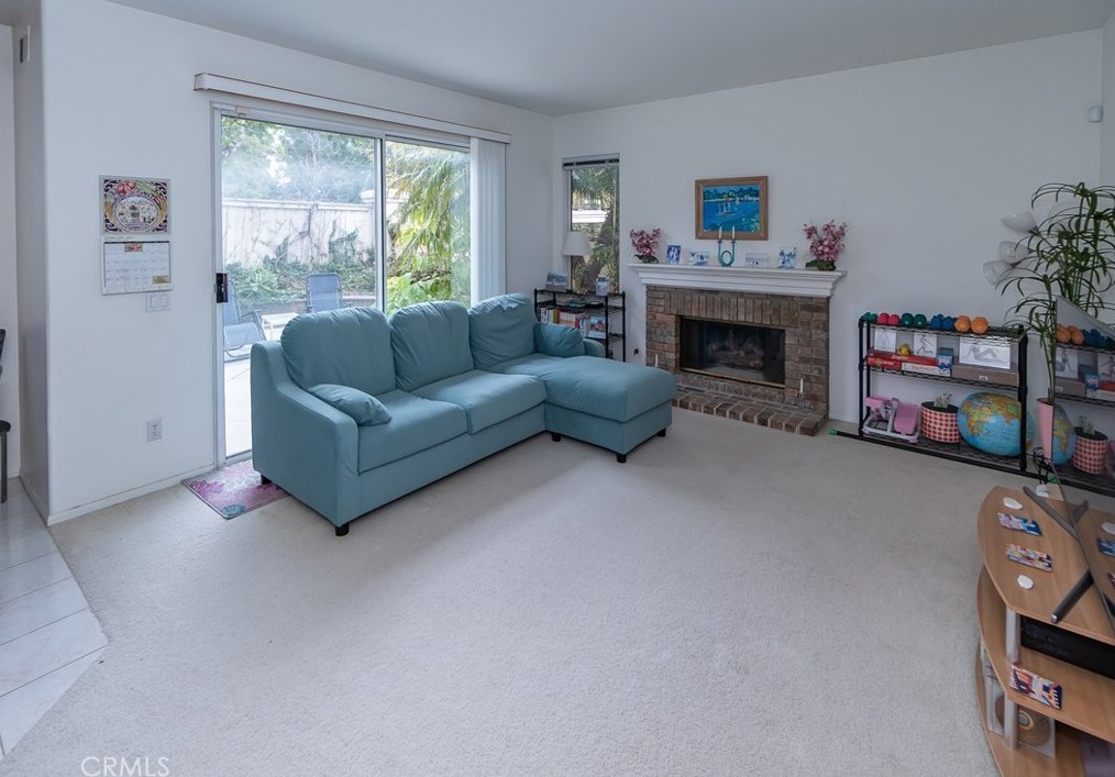 2 Santa Eugenia, Irvine CA  92606-8871 exterior