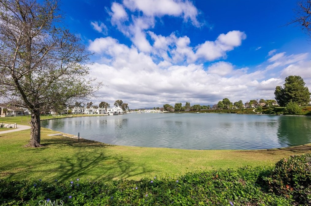 1 Shadowleaf, Irvine CA  92614-7584 exterior