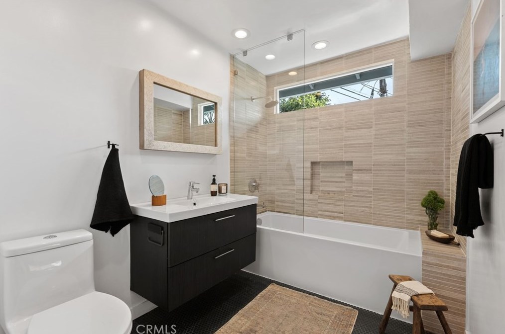 12506 Wagner St, Los Angeles CA  90066-6828 exterior