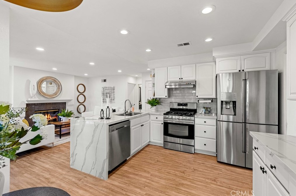 7 Cosenza, Irvine CA  92614-5344 exterior