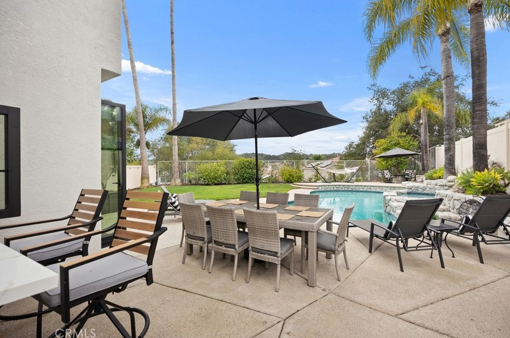 7 Prospector Ct, Trabuco Canyon CA  92679-5325 exterior