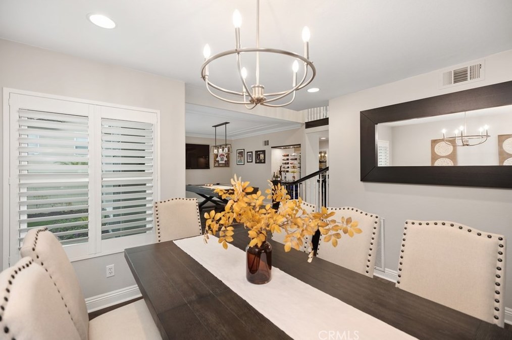 7 Prospector Ct, Trabuco Canyon CA  92679-5325 exterior