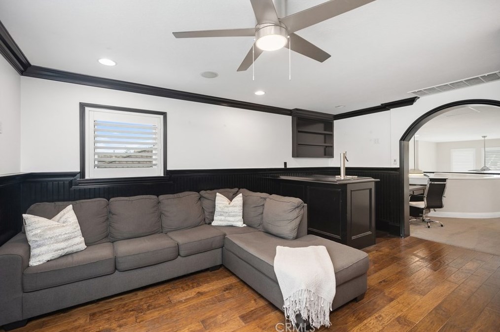 7 Prospector Ct, Trabuco Canyon CA  92679-5325 exterior