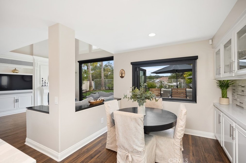 7 Prospector Ct, Trabuco Canyon CA  92679-5325 exterior