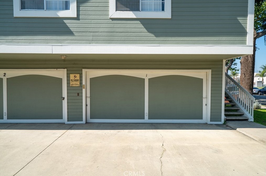 124 Truslow Ave, Fullerton CA  92832-2470 exterior