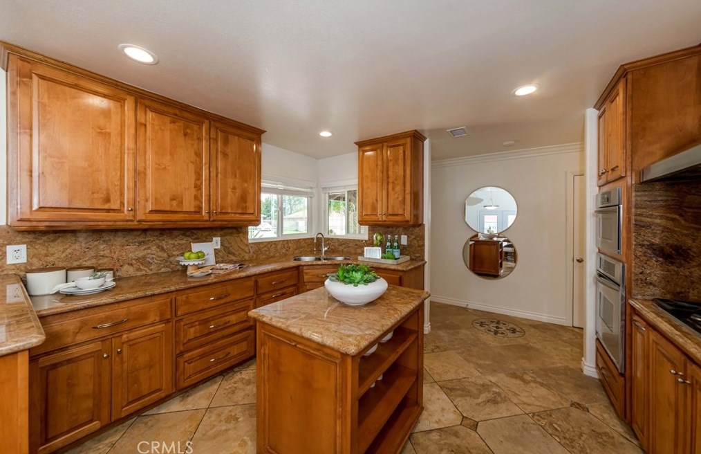 4541 Fairhope Dr, La Mirada CA  90638-6119 exterior